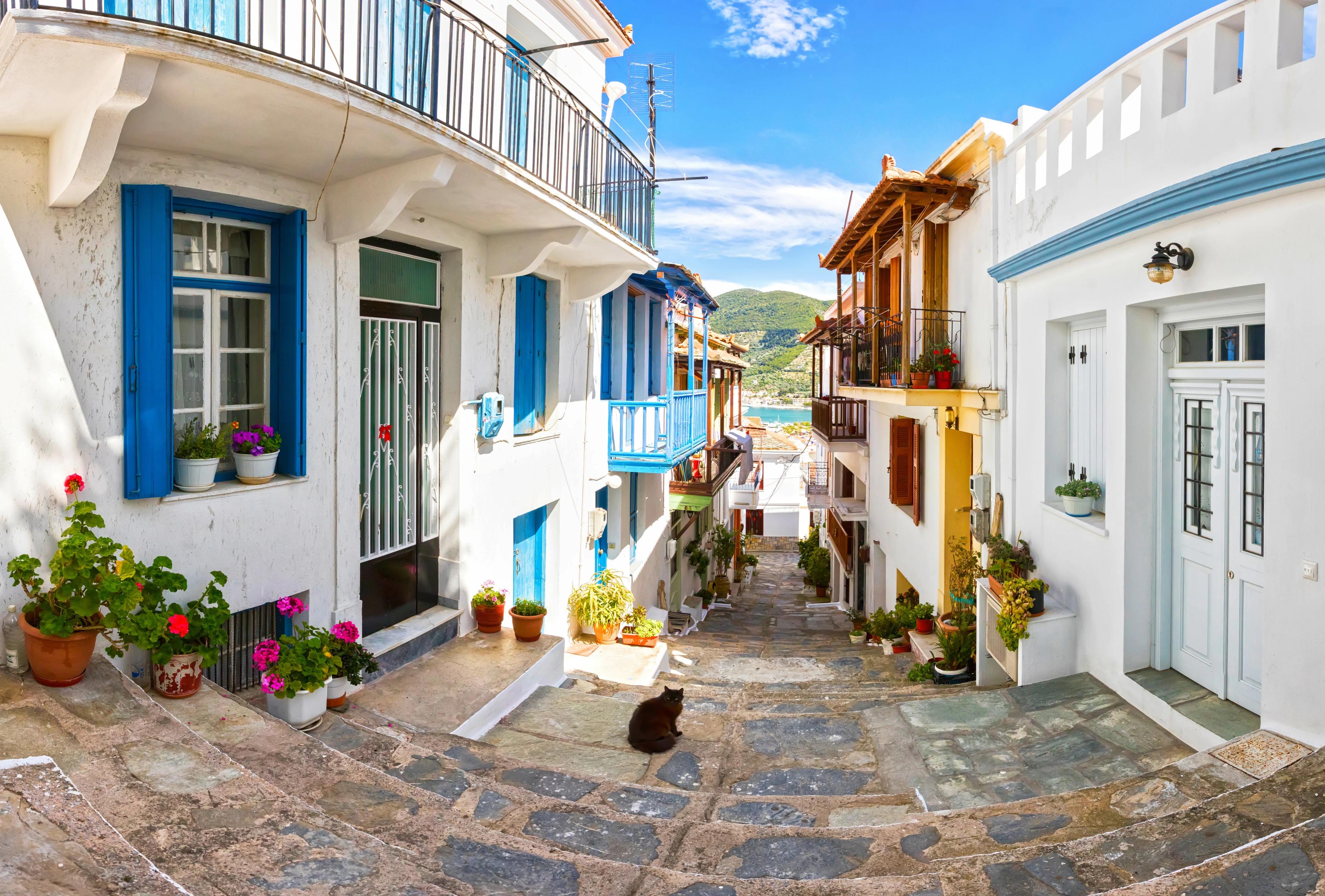 Ulica u gradu Skopelos